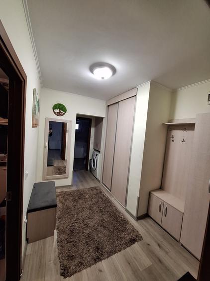 Apartament cu 2 camere decomandat în Eremia