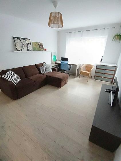 Apartament cu 2 camere decomandat în Timpuri Noi