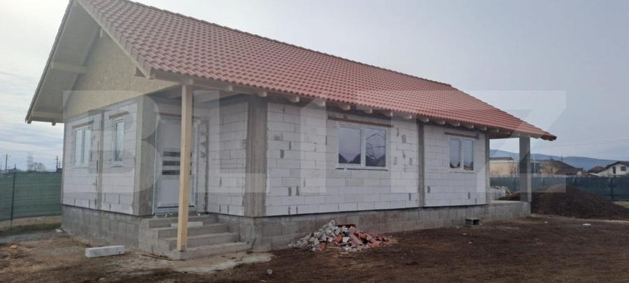 Casă individuală cu 4 camere cu Teren 1134 Mp în Bărăbanț