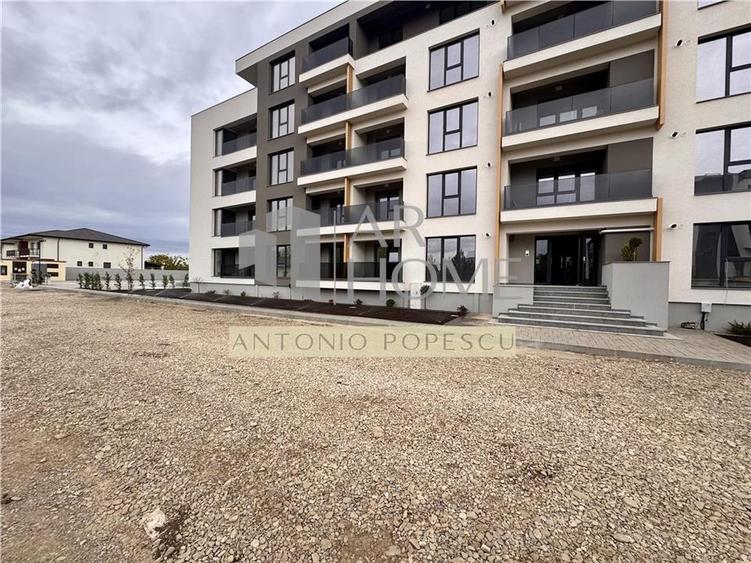 Apartament cu 3 camere decomandat în Albert