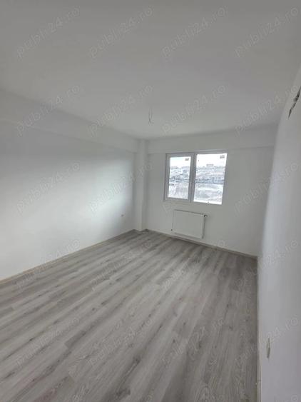 Apartament cu 3 camere decomandat în Bucium