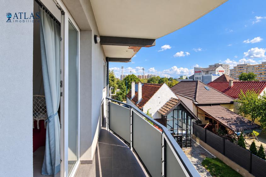 Apartament cu 3 camere decomandat în Bartolomeu