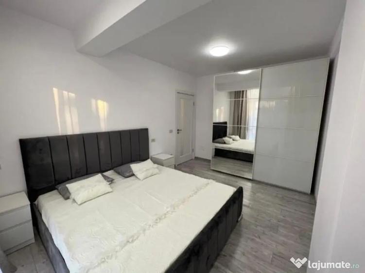 Apartament cu 2 camere semidecomandat în Rădăuți