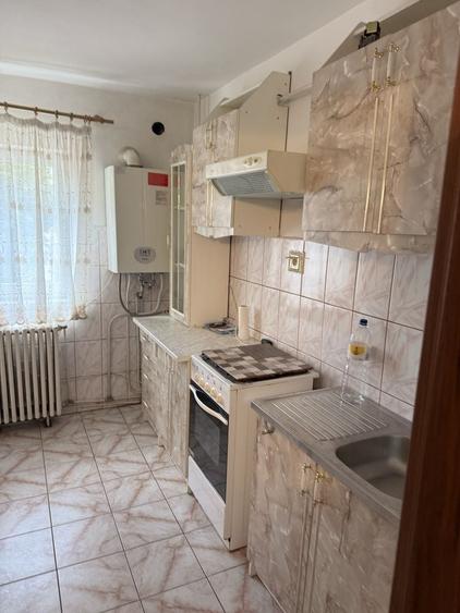 Apartament cu 2 camere semidecomandat în Fălticeni