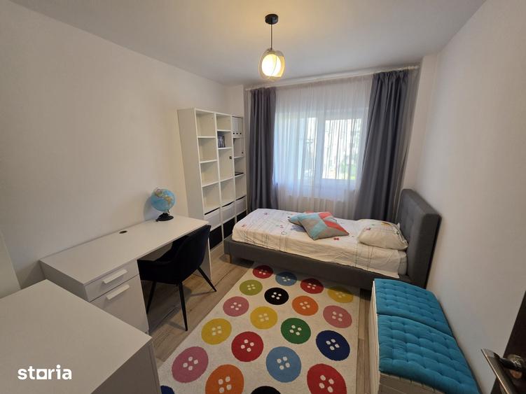 Apartament cu 4 camere decomandat în Tomis Nord