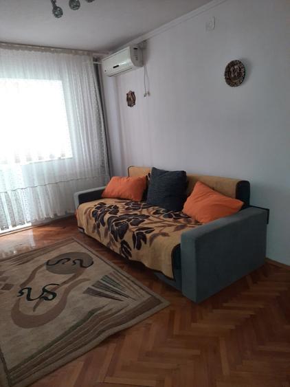 Apartament cu 2 camere nedecomandat în Girocului