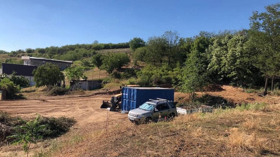 Teren de 7200 mp, în Oncea