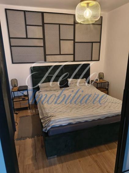 Apartament cu 2 camere semidecomandat, mobilat în Florești