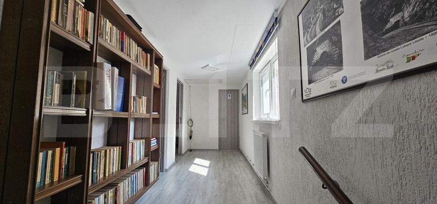 Casă individuală cu 4 camere cu Teren 750 Mp în Hunedoara