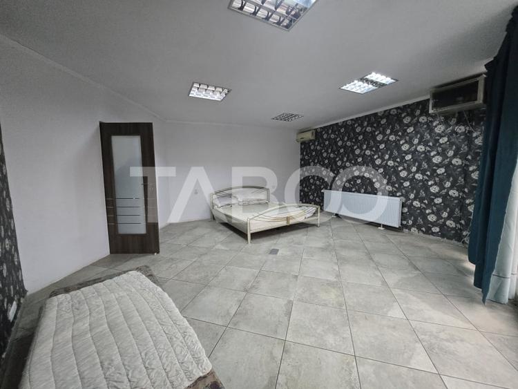 Apartament cu 4 camere decomandat, mobilat în Slimnic