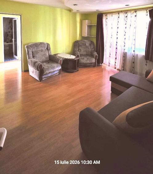 Apartament cu 2 camere semidecomandat în Cetate