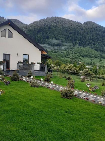 Casă cu 3 camere în Predeluț