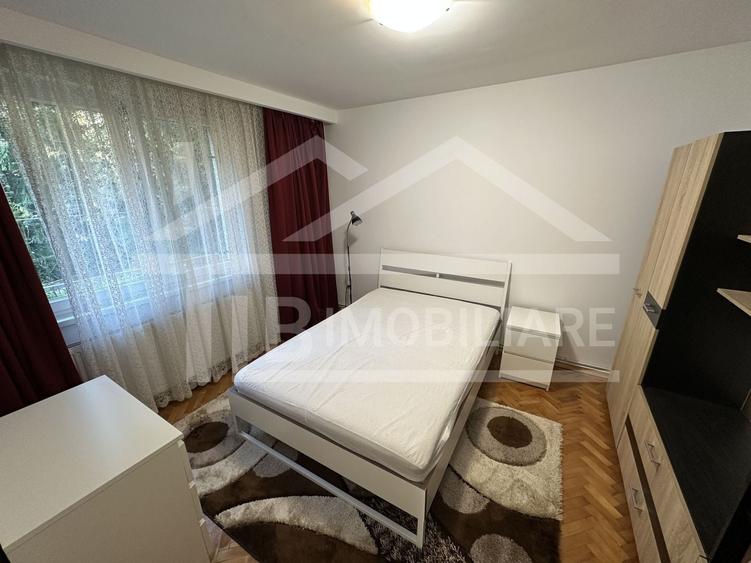 Apartament cu 2 camere decomandat în Cornișa