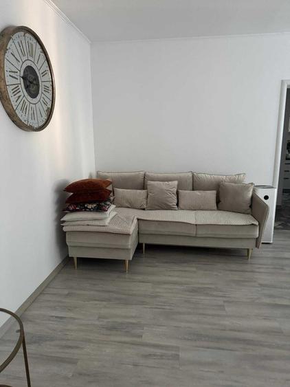 Apartament cu 2 camere semidecomandat în 1 Mai