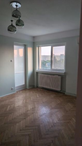 Apartament cu 3 camere circular în Iancului
