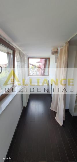 Apartament cu 5 camere în Central