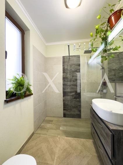 Duplex cu 4 camere cu Canalizare în Chișoda