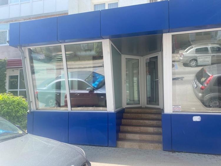 Spațiu comercial, de 50 mp, în Central