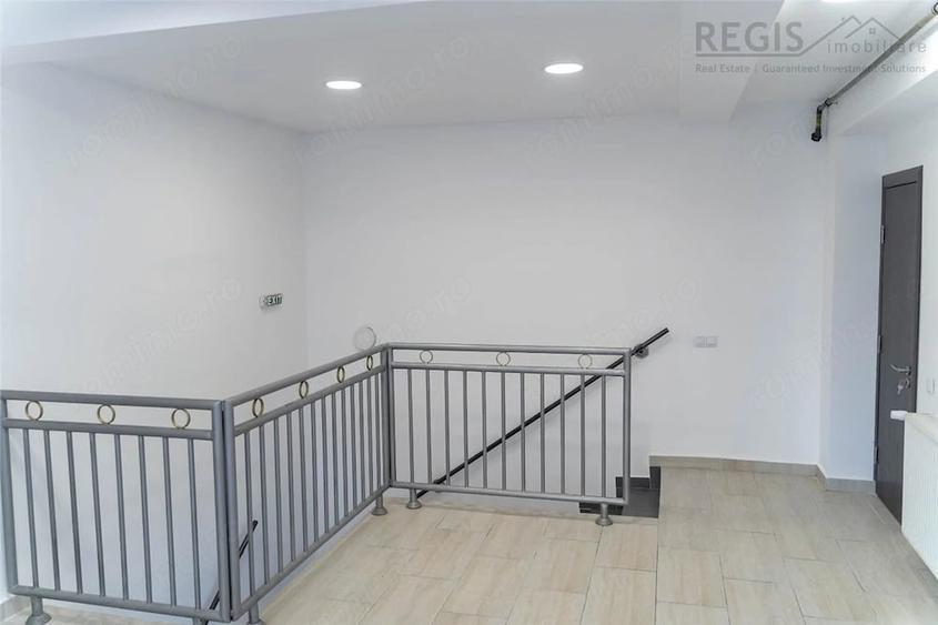 Spațiu comercial, de 300 mp, în Noua