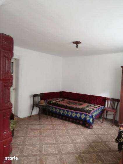 vand casa cu 3 camere, curte mare + gradina in Ro?ia de Seca? - 5