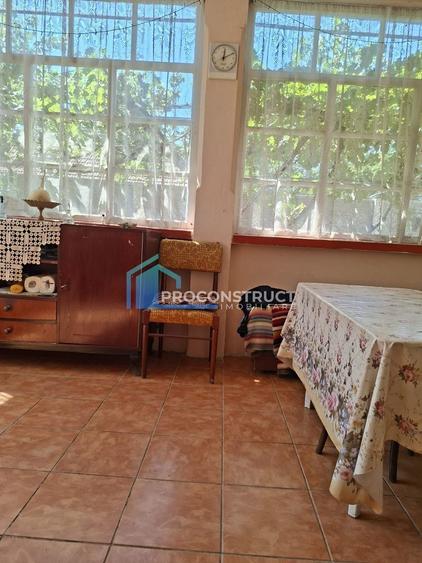 Casă individuală cu 3 camere cu Canalizare în Giarmata
