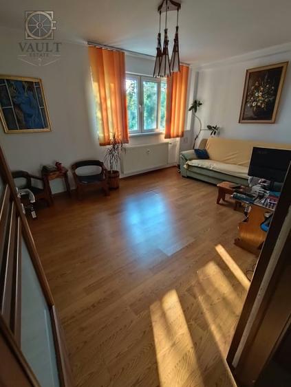APARTAMENT 4 CAMERE-DECOMANDAT-2 BAI-ETAJ 4/4-BLOC REABILITAT-RAHOVA - 4