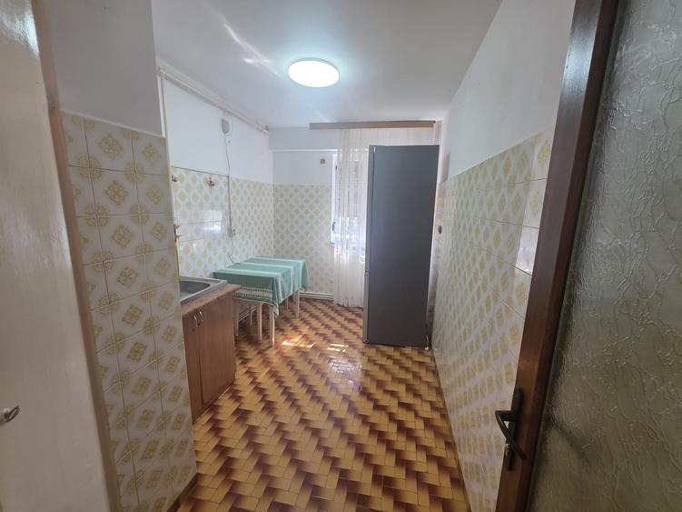 Apartament cu 2 camere decomandat în Tomis III