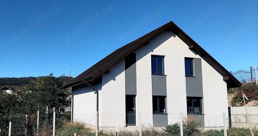 Casă cu 4 camere cu Teren 500 Mp în Ciritei