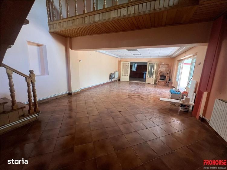 Casă cu 3 camere în Central