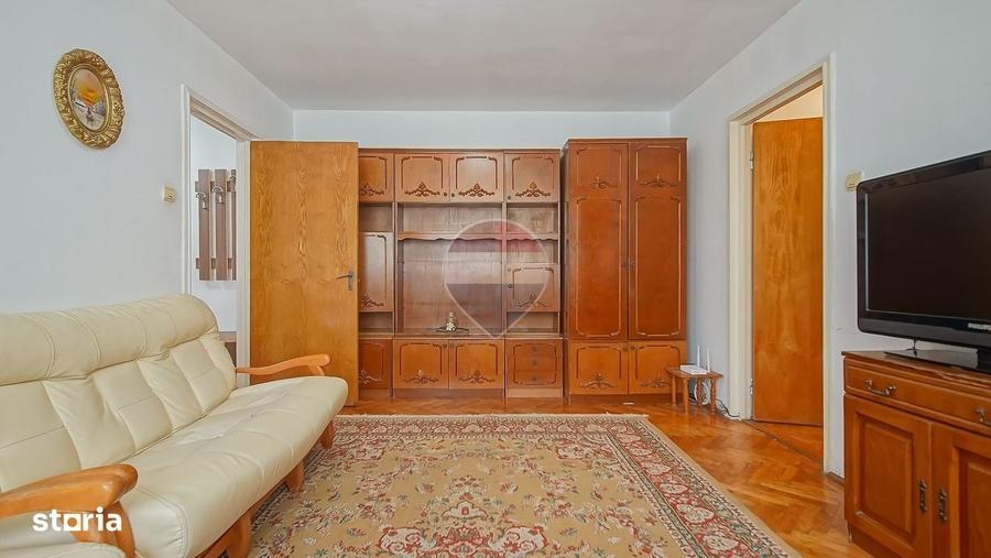 SUPER ZONA 2 camere|48 mp + balcon, etaj 1 | Centrul Civic |COMISION 0 - 17