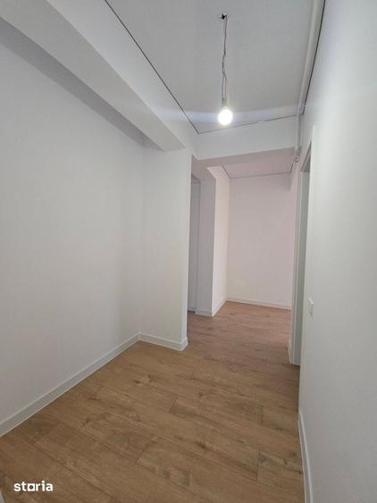 Apartament cu 3 camere decomandat în Dobroești