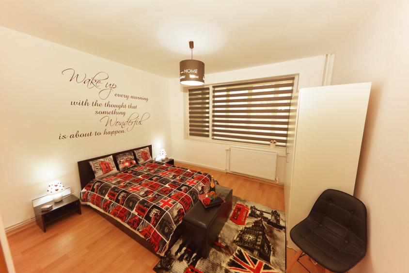 Apartament cu 3 camere decomandat în Ultracentral