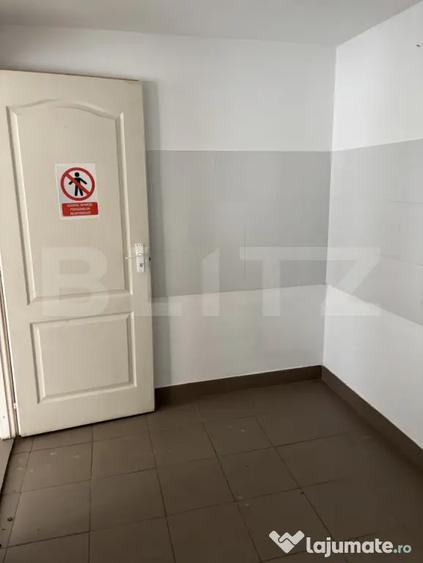 Spațiu comercial, de 102 mp, în Central