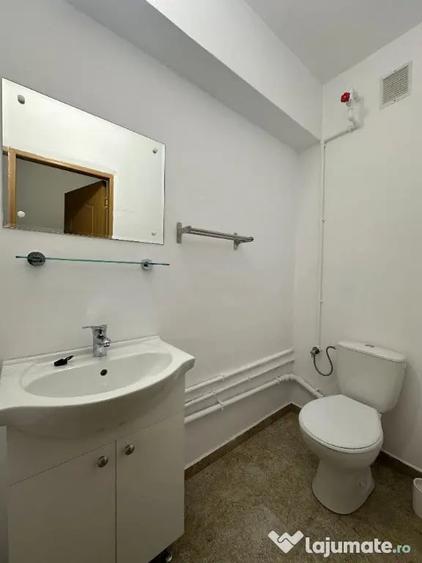 Apartament cu 3 camere decomandat în Ultracentral