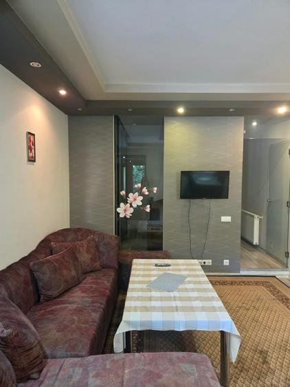 Apartament cu 2 camere semidecomandat în Plopilor