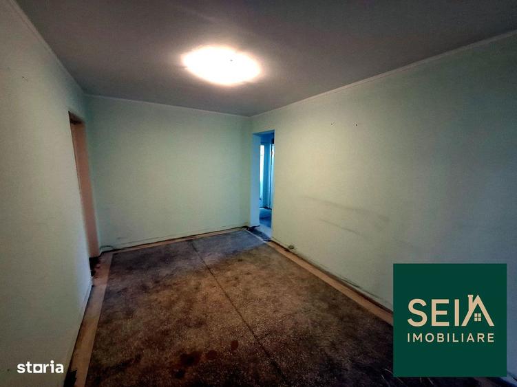 Apartament cu 3 camere decomandat în Central