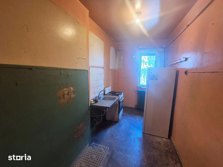 Apartament cu 3 camere semidecomandat în Ultracentral