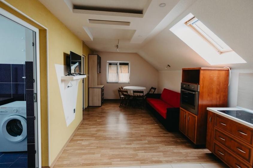 Apartament cu 2 camere decomandat în Exterior Vest