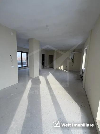 Apartament cu 3 camere semidecomandat, mobilat în Borhanci