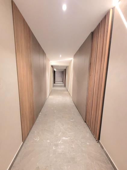 Apartament cu 2 camere nedecomandat în Tractorul