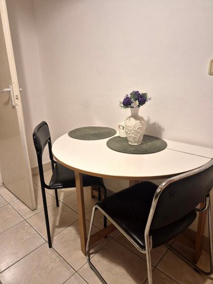 Apartament cu 2 camere semidecomandat în Complex Studențesc