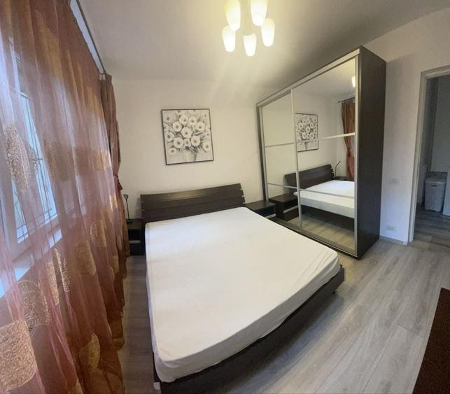 Apartament cu 4 camere decomandat în Pantelimon