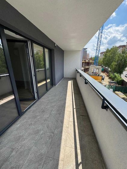 Apartament 2 camere bloc nou, zona centrala - 4