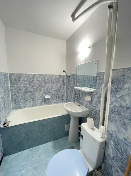 Apartament cu 2 camere decomandat, mobilat în Tătărași