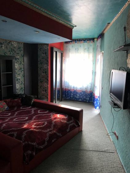 Apartament cu 3 camere decomandat, mobilat în Zorilor