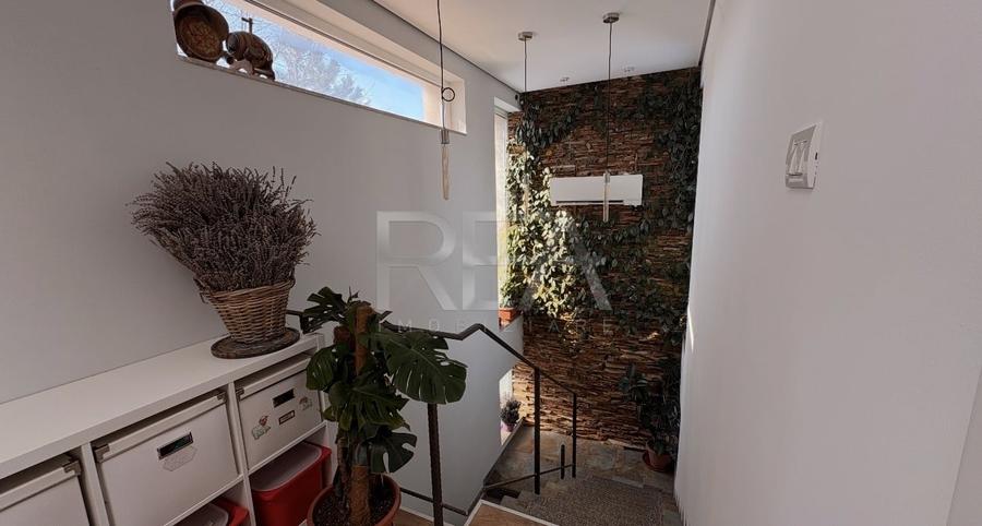 Casă individuală cu 4 camere cu Teren 830 Mp în Corbeanca