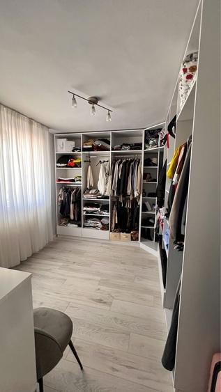 Apartament cu 3 camere în Colentina