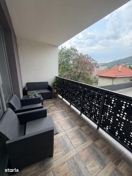 Apartament cu 3 camere decomandat în Orașul Vechi