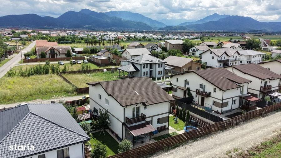 Casă cu 4 camere în Central