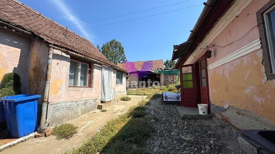 Casă individuală cu 3 camere cu Canalizare în Central